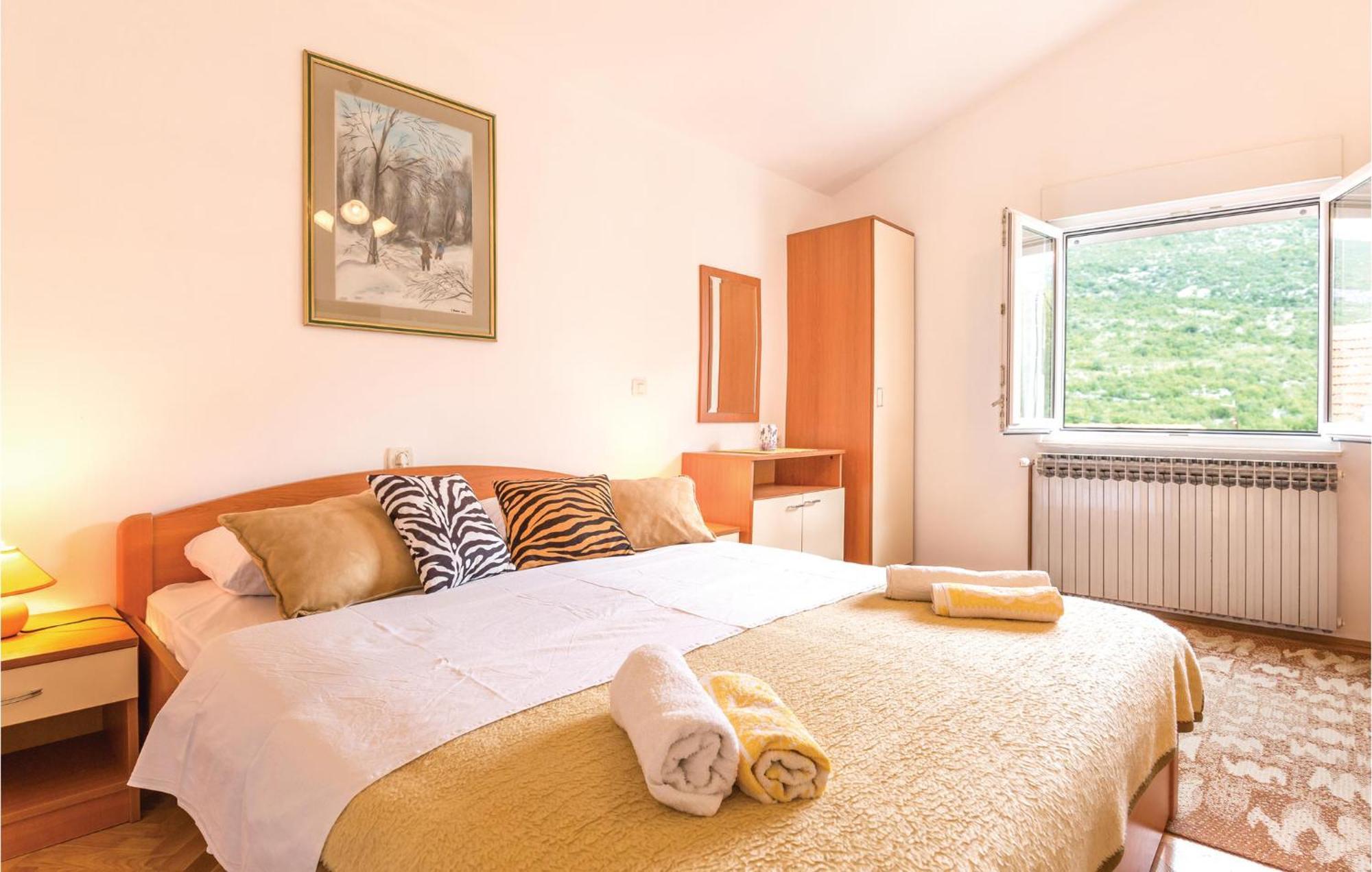 Gorgeous Home In Slivno With Wifi Ngoại thất bức ảnh